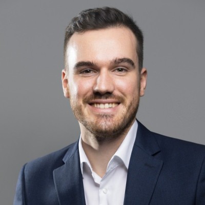 Guillaume Parmentier, Baker Tilly