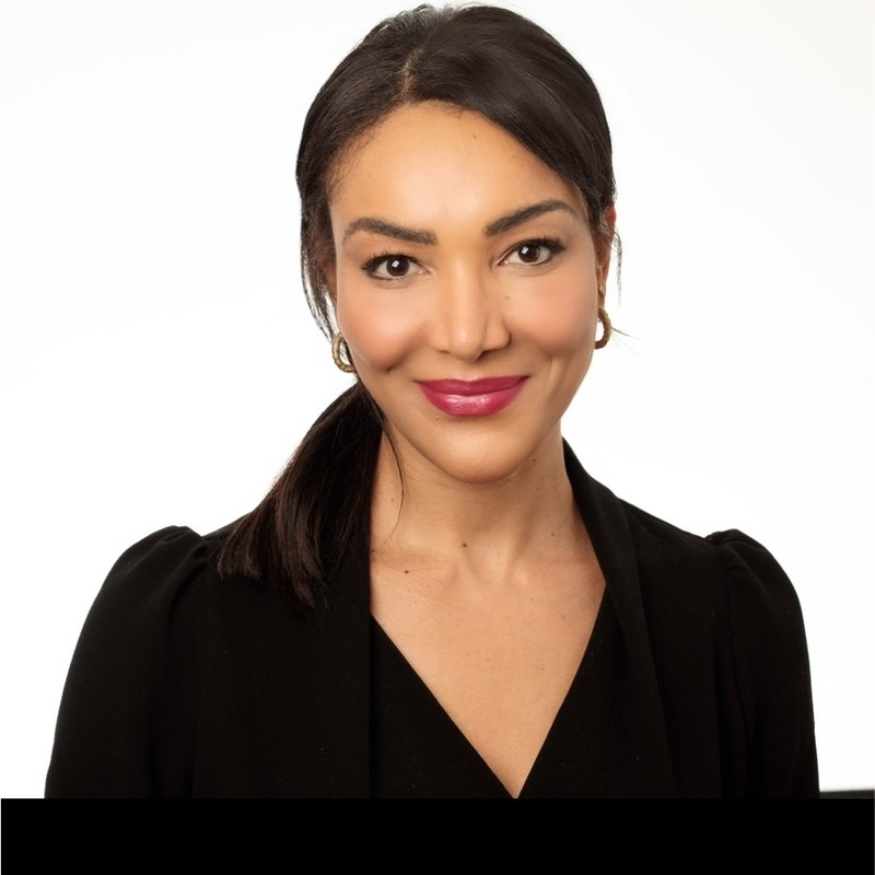 Diana Lounana, Simmons & Simmons