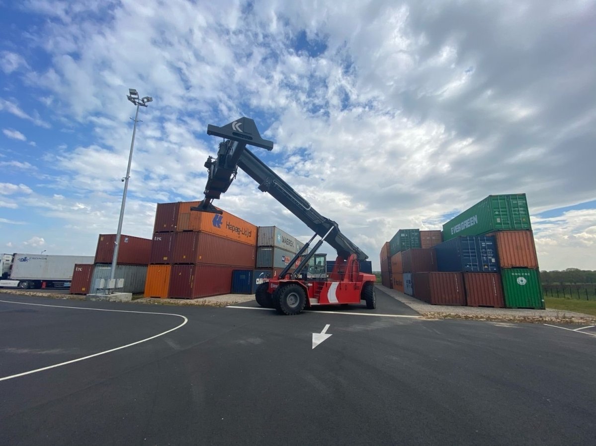 ©SROAD Logistic ©SROAD Logistic