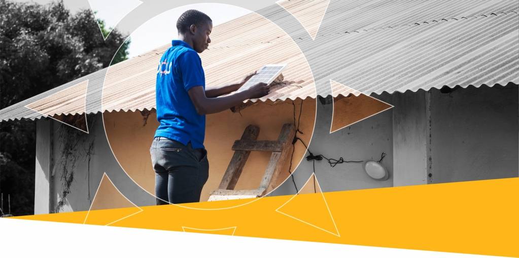 Fondée en 2015 par par Daniel Rosa (actuel directeur général) et Nilmi Senaratna (directrice commerciale), la start-up d'énergie solaire Oolu Solar a été l'une des premières entreprises à réussir la distribution des produits solaire PAYG en Afrique de l'Ouest. - © Oolu Solar Fondée en 2015 par par Daniel Rosa (actuel directeur général) et Nilmi Senaratna (directrice commerciale), la start-up d'énergie solaire Oolu Solar a été l'une des premières entreprises à réussir la distribution des produits solaire PAYG en Afrique de l'Ouest. - © Oolu Solar