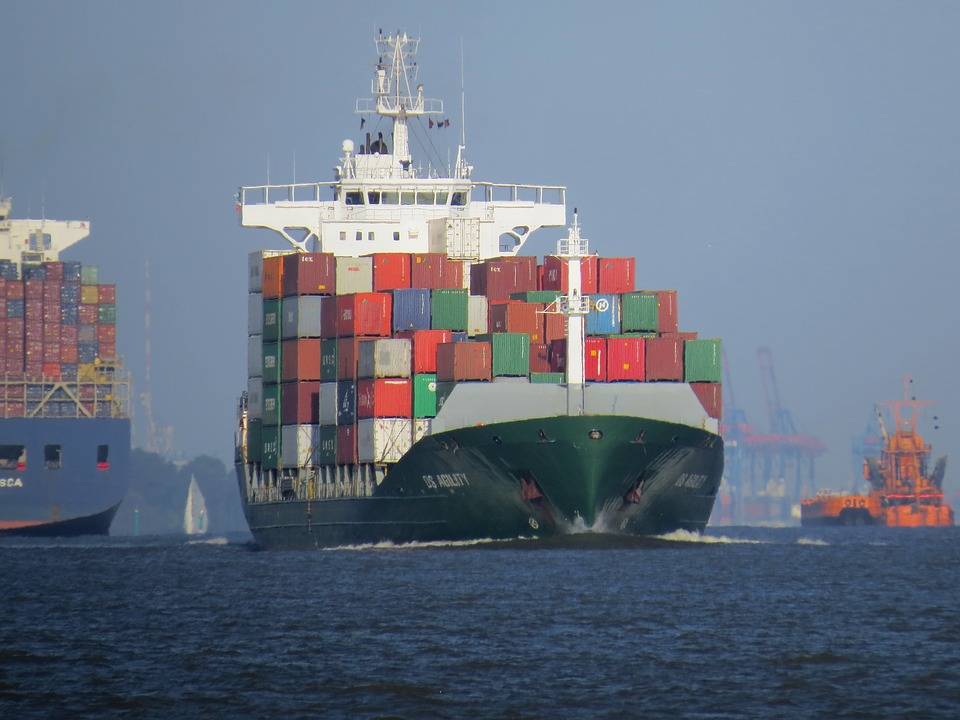 Traxens lève 20 M€ pour accélérer le déploiement de ses conteneurs intelligents et de ses activités de fret ferroviaire. Traxens lève 20 M€ pour accélérer le déploiement de ses conteneurs intelligents et de ses activités de fret ferroviaire.