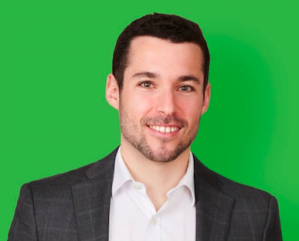 Sacha Azuelos, Initiative & Finance