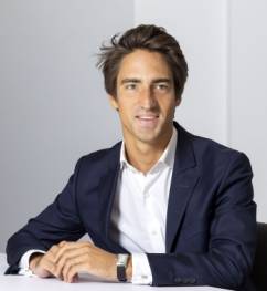 Guillaume Marquet de Vasselot, Seven2