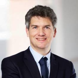 Gwenaël Kropfinger, Proskauer Rose