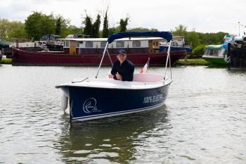 ©Ruban Bleu Electric Boats ©Ruban Bleu Electric Boats
