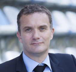 Louis Huetz, Waterland PE