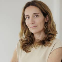 Julie Caredda, Emerton Julie Caredda, Emerton