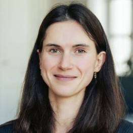 Astrid Barjou, La Direction Astrid Barjou, La Direction