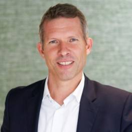 Julien de Bussy, Evolem Julien de Bussy, Evolem