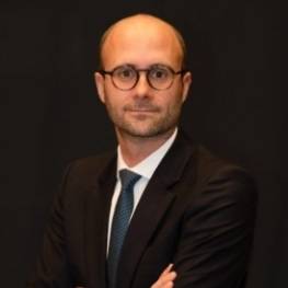 Thomas Hachette, Sorgem