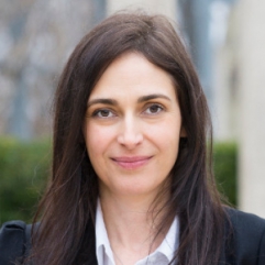 Jennifer Paty, Delcade