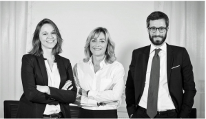 Marie Kanellopoulos, Valérie Dubaile et Idris Hebbat, Valther © Nicolas Kalogeropoulos Marie Kanellopoulos, Valérie Dubaile et Idris Hebbat, Valther © Nicolas Kalogeropoulos